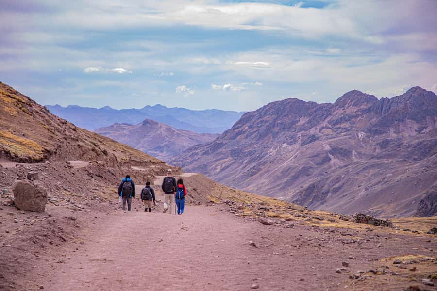 08am Departure Rainbow Mountain Tour: Late Morning Tour - Rainbow Mountain: 35 minutes at the main viewpoint