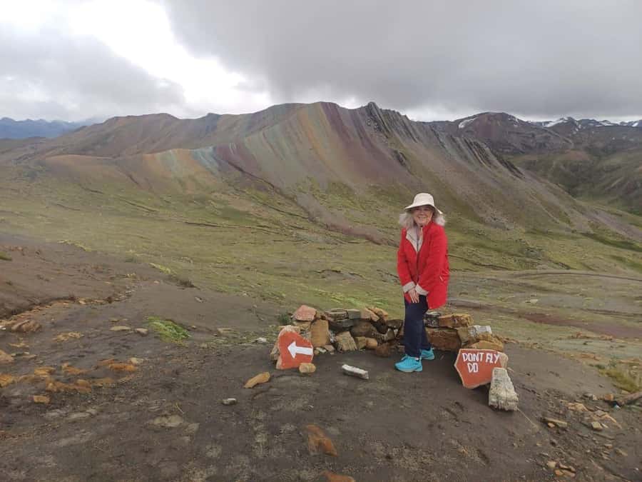 1-day excursion to Palcoyo Mountain + Breakfast and Lunch - At the viewpoint, color meets altitude
