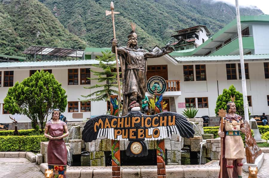 2-Day Inca Trail Hike to Machu Picchu & Panoramic Train - Wiñay Wayna, the high point of Day 1