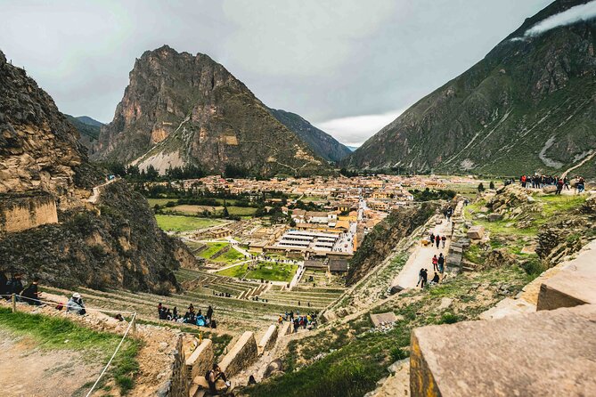 2 Day Sacred Valley and Machu Picchu Guided Tour from Cusco - Ollantaytambo is the day’s strongest historical stop