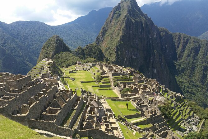 2-Day Sacred Valley & Machu Picchu by Train - Small Group Tour - An evening in Aguas Calientes