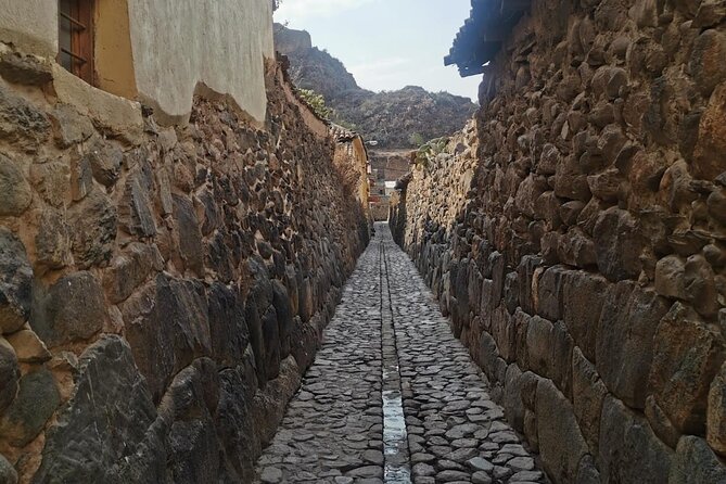 2-Day Sacred Valley Machu Picchu by Train with Llama Experience - What the llama title does and does not tell you