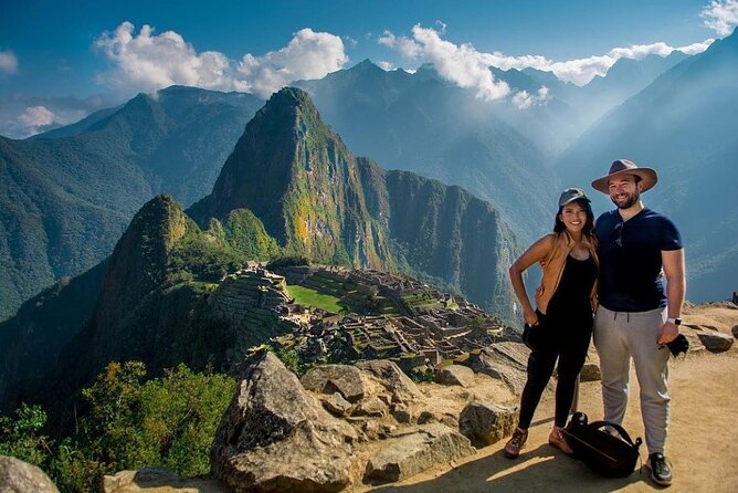 2-Day Short Inca Trail to Machu Picchu - Reaching the Sun Gate before Machu Picchu