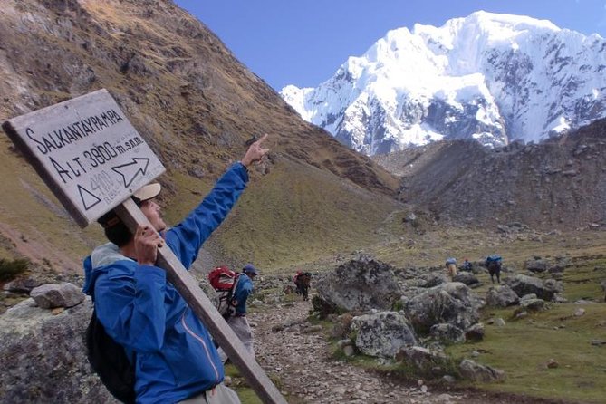 4-Day Salkantay Trek to Machu Picchu - Guides, meals, and the human side of the trek