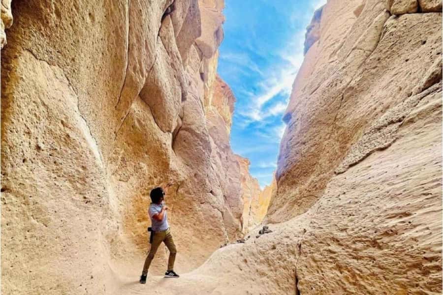 4-hour excursion: Sillar Route with Hiking in Culebrillas - The Megacavado and the commercial side of the route