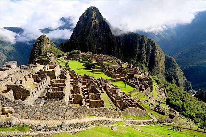 5-Day: Salkantay Trek to Machupicchu and Humantay Lake - Day four: The railway walk to Aguas Calientes