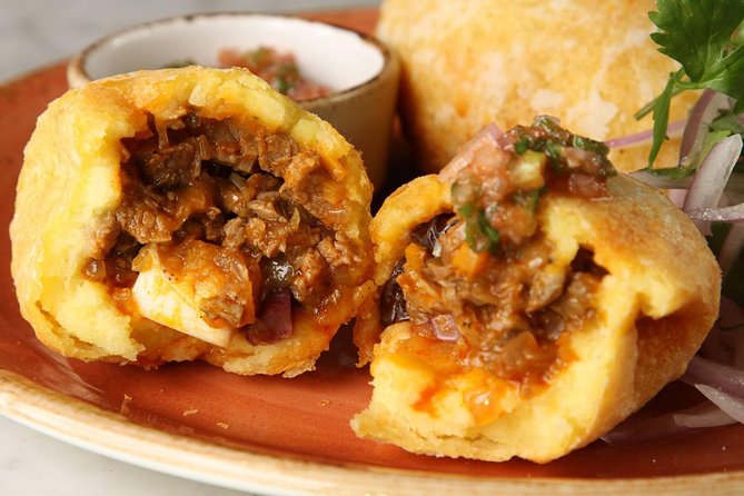 5 iconic restaurants of Lima a 3-hour guided food tour in Barranco - Is $49 a fair price for dinner in Lima?