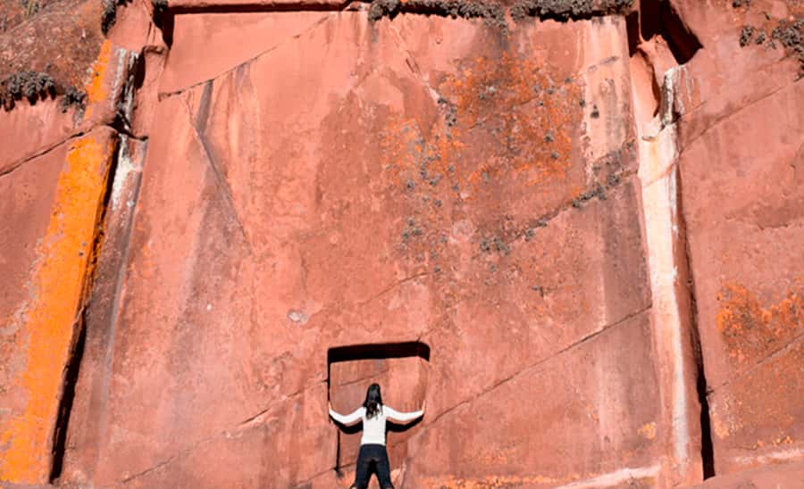 5h tour from Puno to Aramu Muru portal and Inca Ruins - Who will enjoy this route most