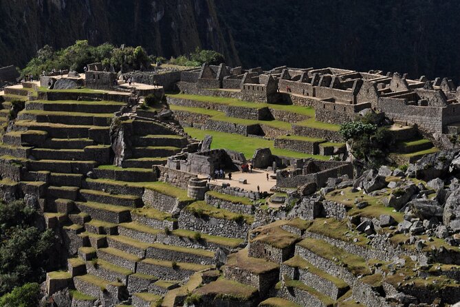 8-Day Enigmas of Peru - Lima begins with colonial streets and ancient art