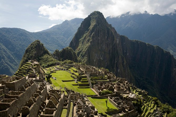 8-Days Best of The Inca Empire from Lima - Lima’s first afternoon: Pacific views, Huaca Pucllana, and colonial churches