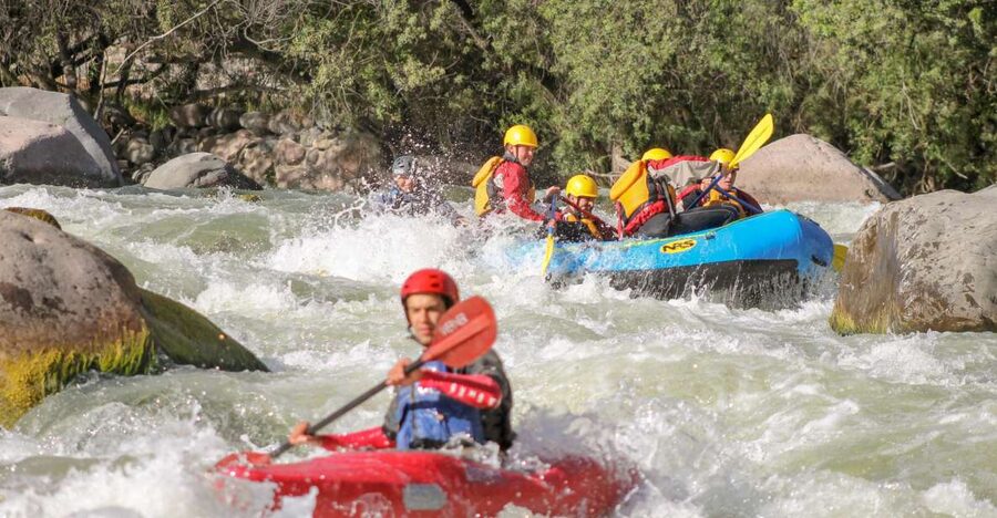 Arequipa: Chili River Rafting - A 6-kilometer run through volcanic rock