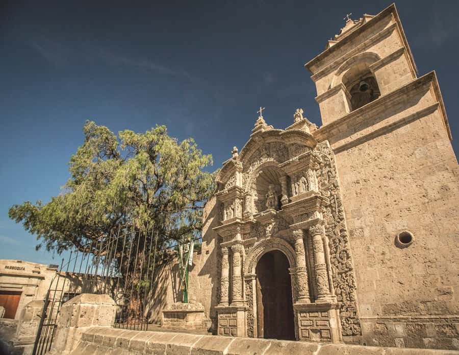 Arequipa: City Tour and Santa Catalina Monastery - What the $70 price includes