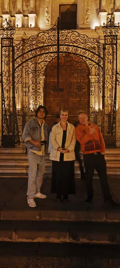 Arequipa: Pub Crawl with Skip-The-Line Access and Drinks - Icebreakers, photos, and meeting people
