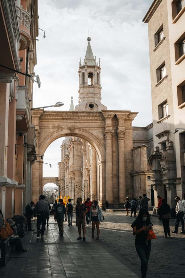 Arequipa: Walk through the Historic Center of the City - Starting in San Lazaro at Campo Redondo