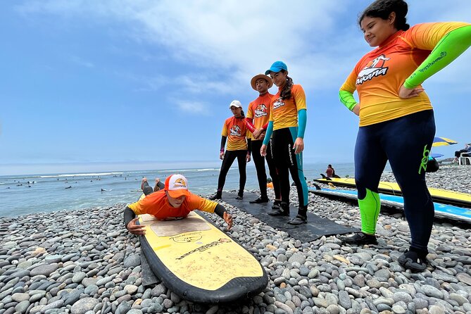 Beginner Surf Lesson in Lima, Perú - Language, safety, and the level of personal attention
