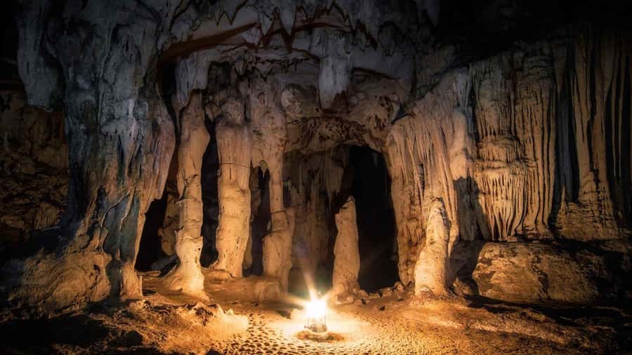 Chachapoyas: Karajía Sarcophagi & Quiocta Caves - Quiocta Caves and the underground Chachapoyas world