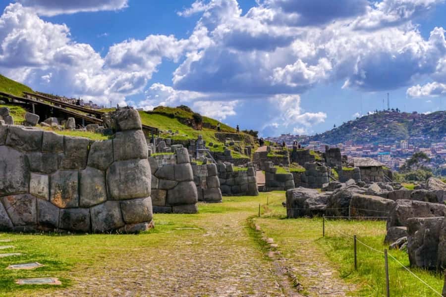 City Tour Cusco Qoricancha Sacsayhuaman y Tambomachay - Why this is a smart first look at Cusco