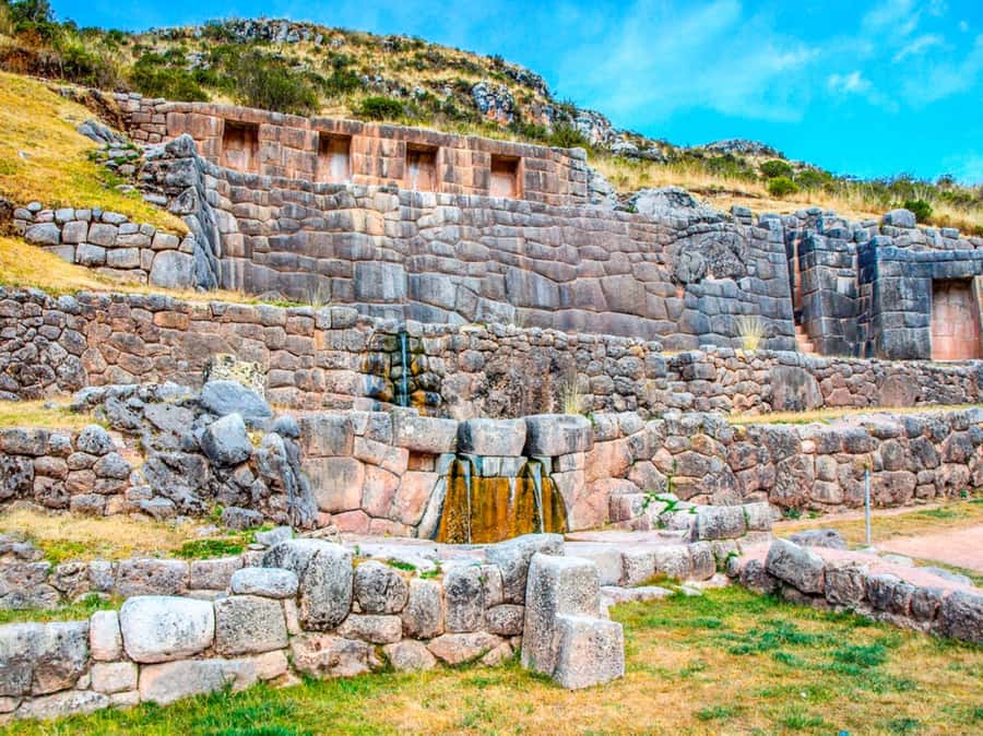City Tour Cusco Qoricancha Sacsayhuaman y Tambomachay - Tambomachay: following the Inca water channels