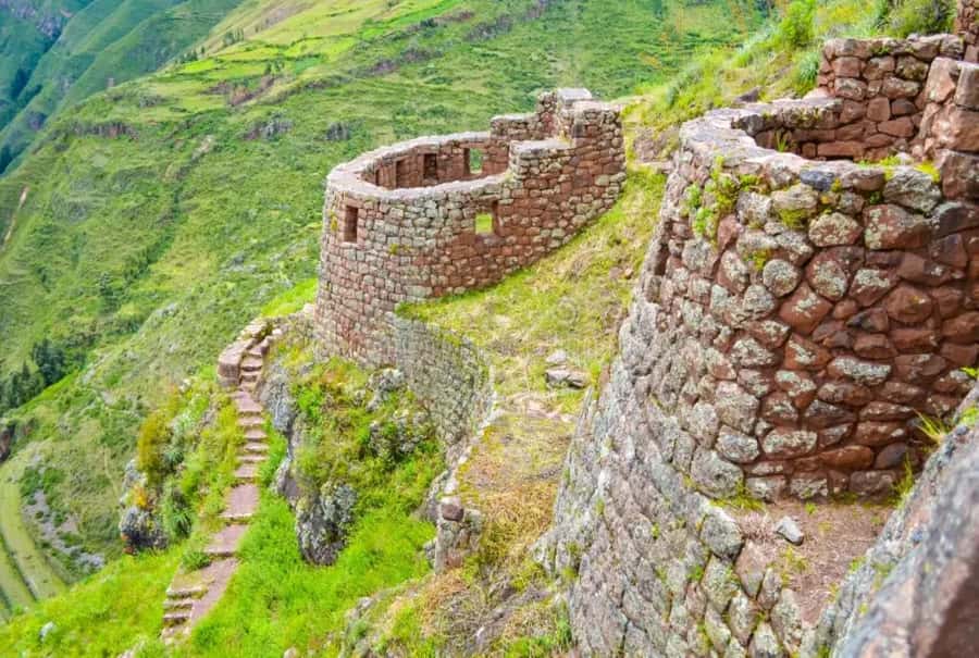 City Tour Cusco & Valle Sagrado Pisac mas Almuerzo - Pisac ruins high above the Sacred Valley