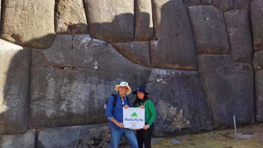 City Tour in Cusco - Qenqo: A Smaller Site With a Gloomier Mood