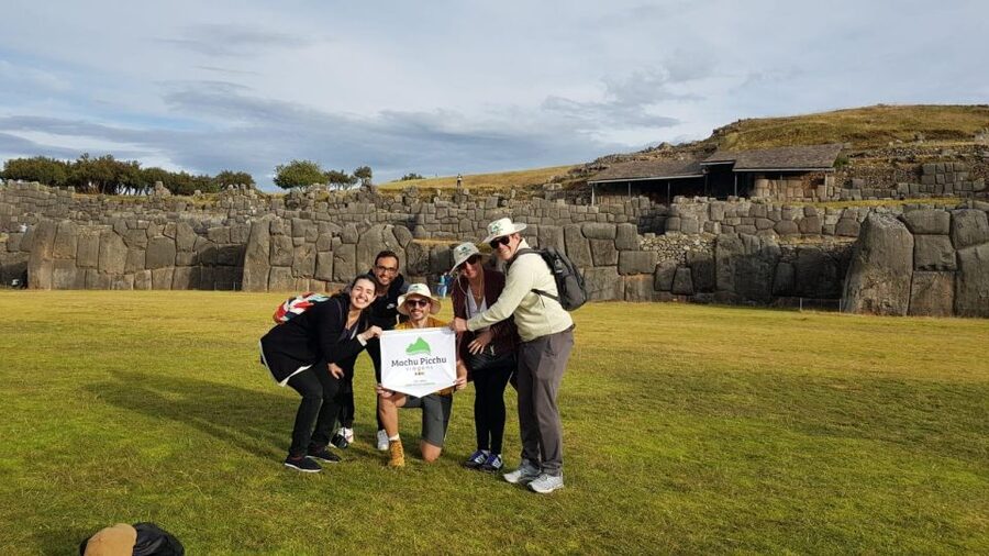 City Tour in Cusco - Tambomachay and Water That Still Runs