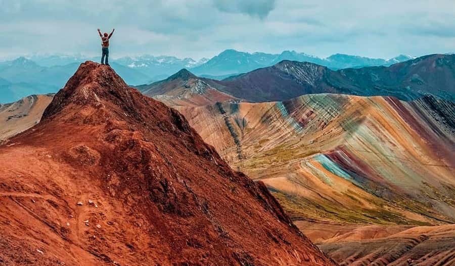 Colorful mountain tour Palcoyo | Cusco - Palcoyo’s three striped mountains at 4,900 meters