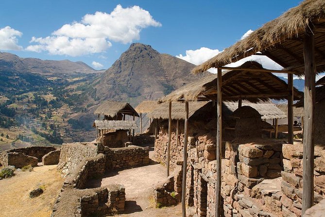 Complete Sacred Valley Tour (Full Day) - Chinchero: weaving, village streets, and an Inca foundation
