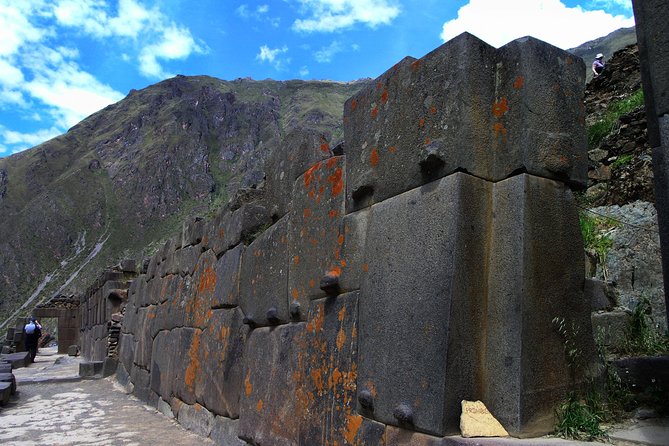 Complete Sacred Valley Tour Small group Pisac, Maras, Moray & Ollantaytambo - Seeing the Sacred Valley between stops