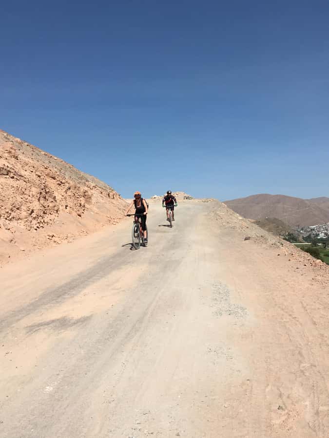 Congata Rover,3 hours bike ride tour in arequipa - The route is gentle in places, demanding in others