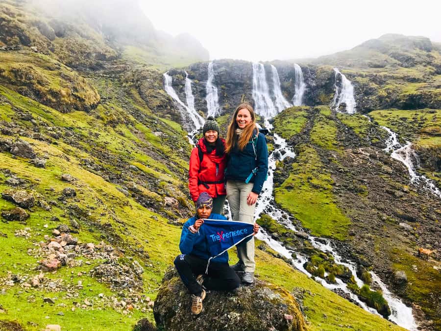 Cusco: 4-Day Lares Trek to Machu Picchu with Panoramic Train - Day 1: From Cusco markets to the Blue Lagoon