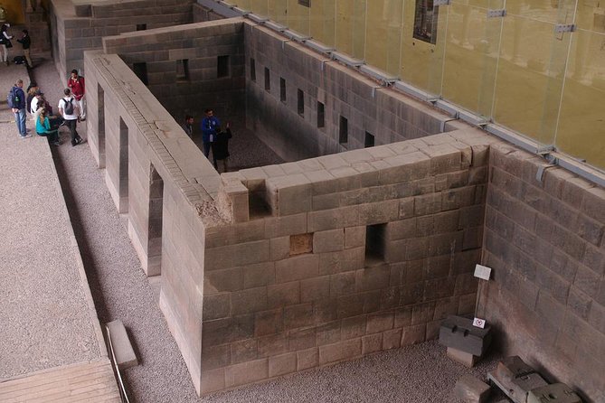 Cusco 4-Hour Private Tour Including Sacsayhuaman and Qenqo - Sacsayhuaman and the giant stones above Cusco