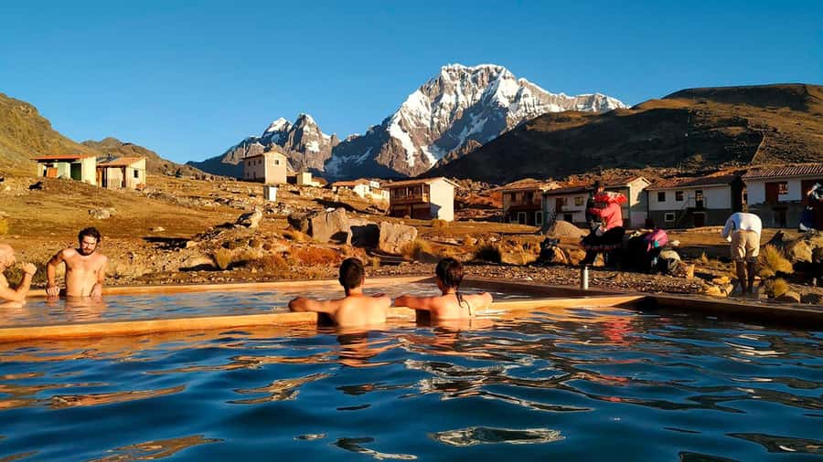 Cusco: Ausangate Tour Seven Lagoons + meals - Altitude, fitness, and who should skip it