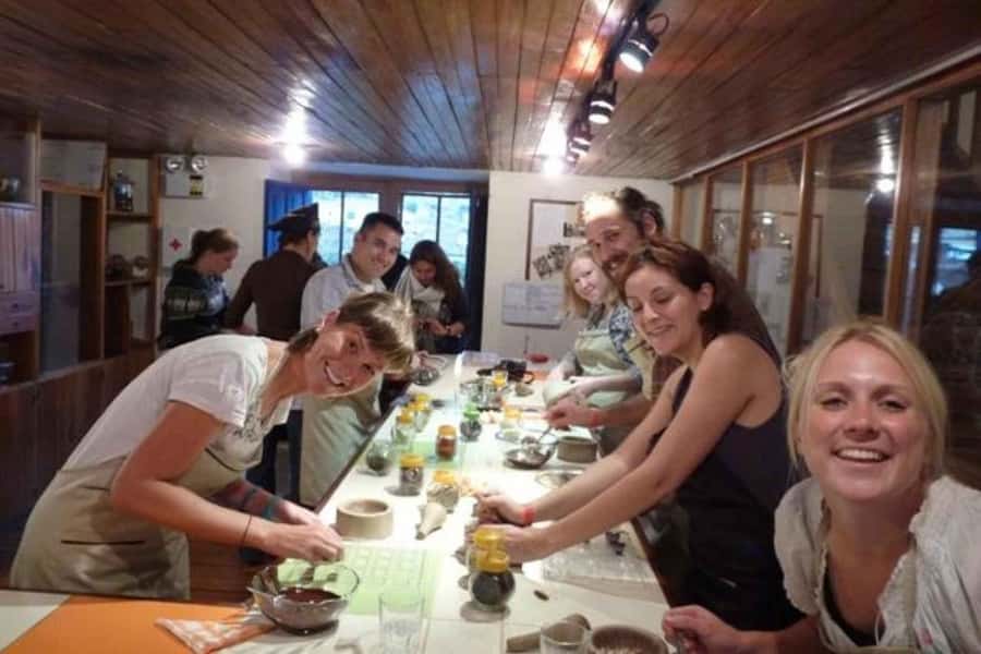 Cusco: Bean to bar chocolate workshop - Starting with cacao instead of a candy bar
