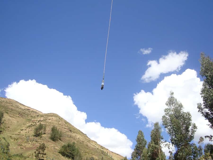 Cusco: Bungee Jump and Slingshot Combo Adventure - Getting ready at the 125-meter tower