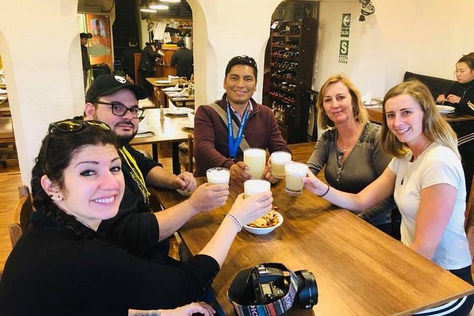 Cusco by Night: Planetarium Cusco, Dinner, and Pisco Sour - The pisco sour stop and what it adds