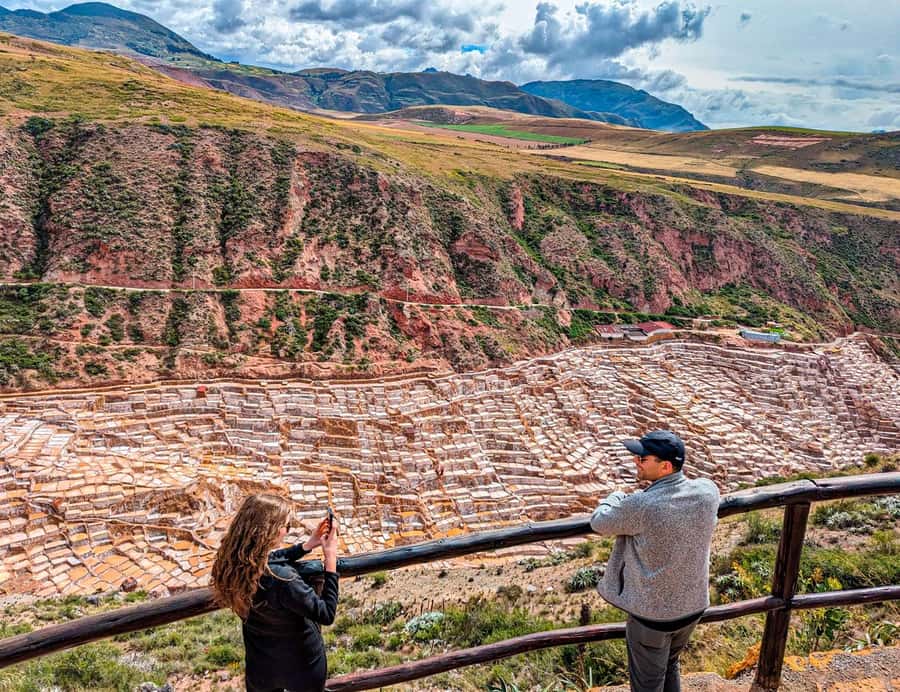 Cusco:Chinchero,Moray & Salt Mines drop-off in Ollantaytambo - Transport, timing and the train connection
