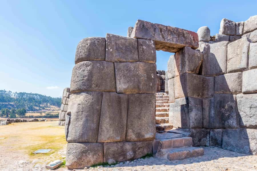 Cusco: City and Nearby Ruins 5-Hour Guided Tour - Puka Pukara, the lookout on the route back