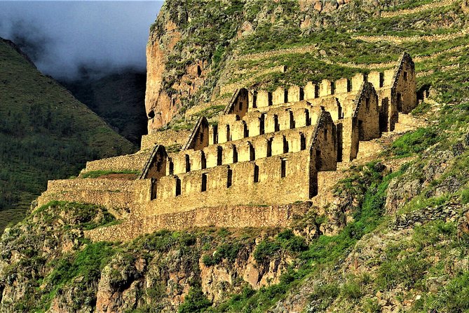 Cusco City Tour with Sacsayhuaman & Inca Sites – Small Group - Sacsayhuaman and the huge stones above Cusco