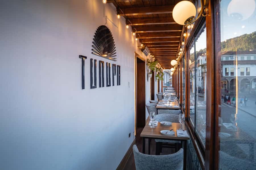 Cusco: Folkloric Andean Show & 3-Course Dinner at Tunupa - The fixed three-course dinner