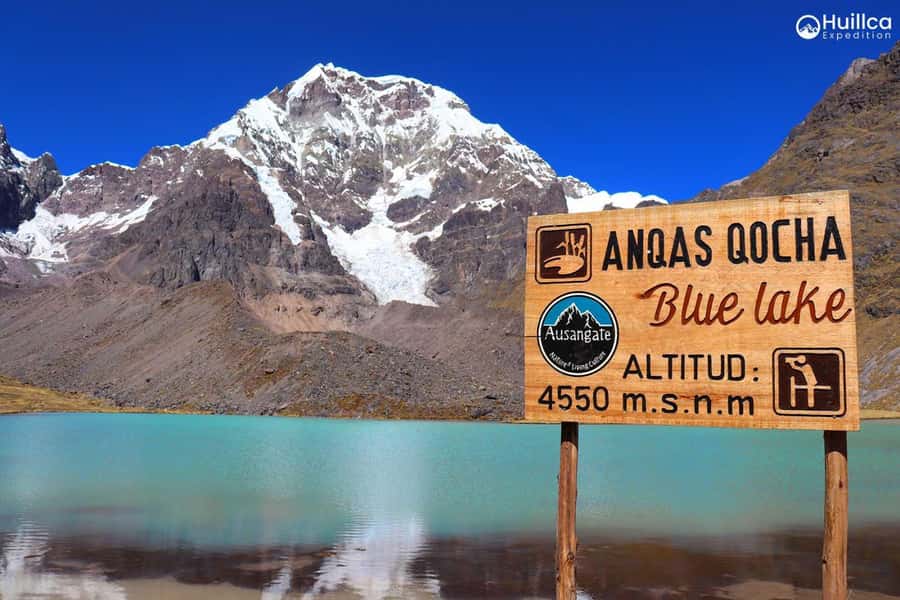 Cusco : full day 7 lagoons with lunch - Walking the first lagoon and the full 10-kilometer route