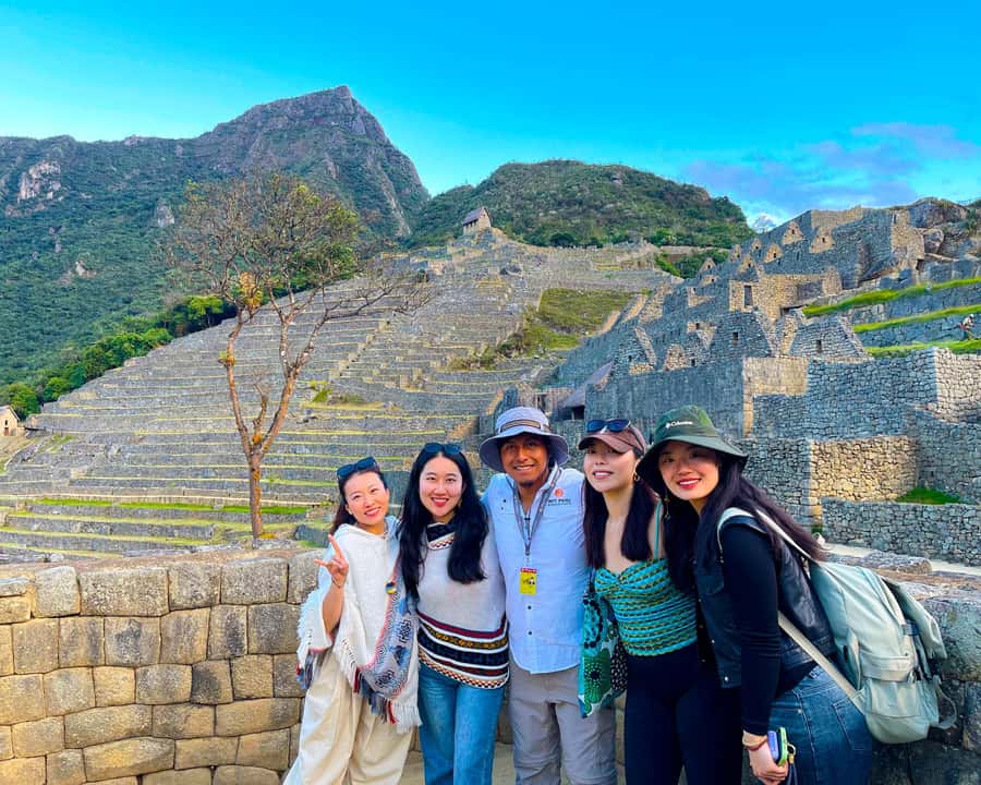 CUSCO: Full Day All Included Private Machu Picchu Experience - Leaving Cusco before sunrise
