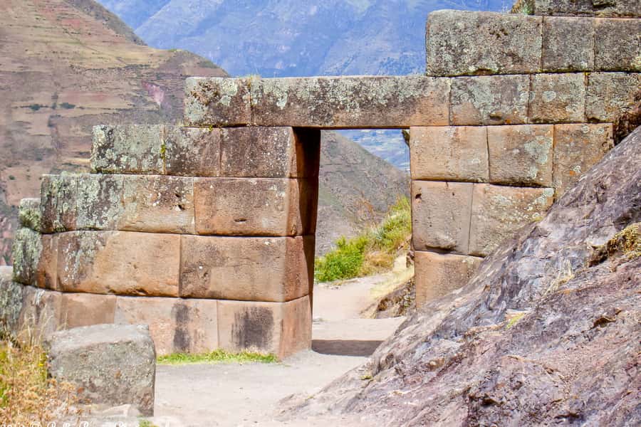 Cusco: Full-Day Sacred Valley History Tour - Leaving Cusco for El Mirador