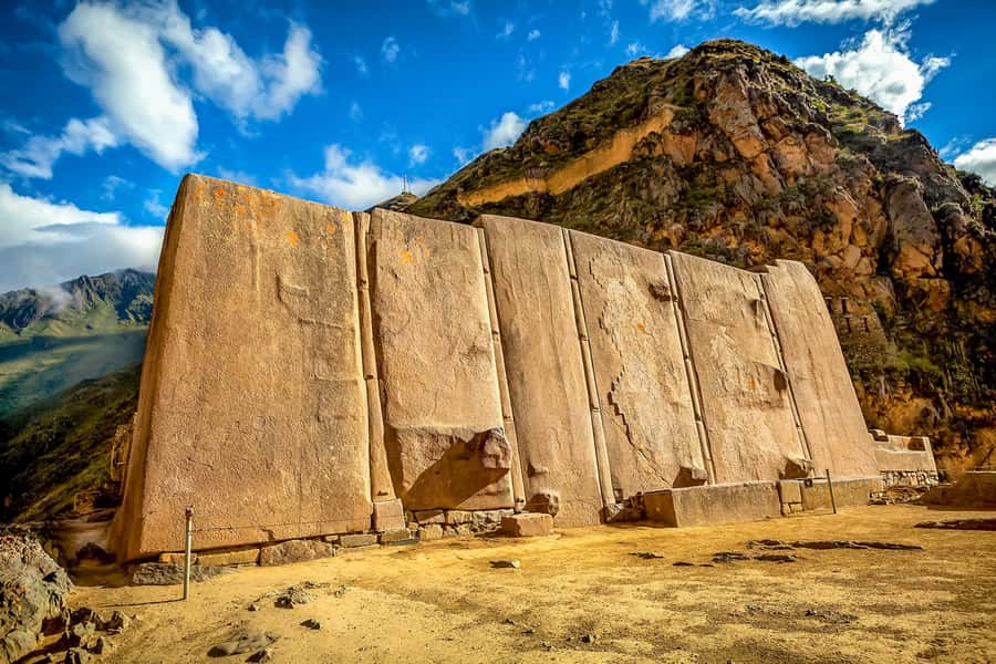 Cusco: Full-Day Tour of The Sacred Valley With Lunch - Pisac, where the market meets the mountain ruins