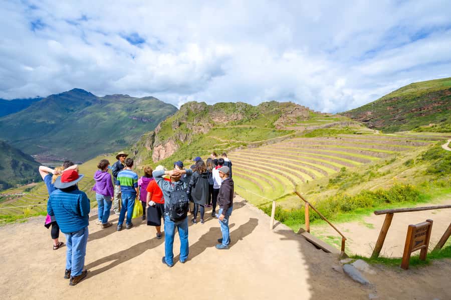 Cusco: Full-Day Tour of The Sacred Valley With Lunch - Following the Vilcanota River to Urubamba