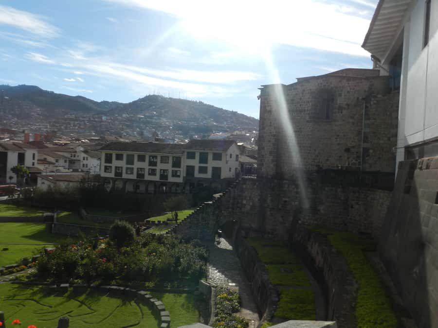 Cusco: Half-Day Historic City Tour - Tambomachay and its fresh water spring