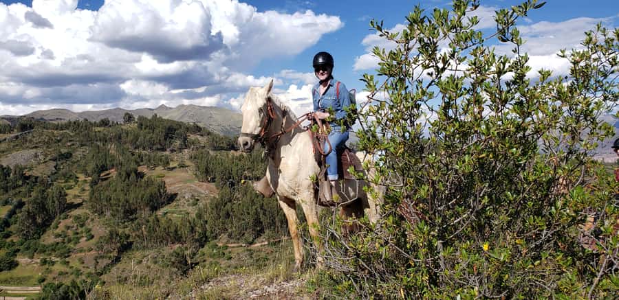 Cusco: Half-Day Horseback Riding at Devil's Balcony - Meeting the horses and learning the basics