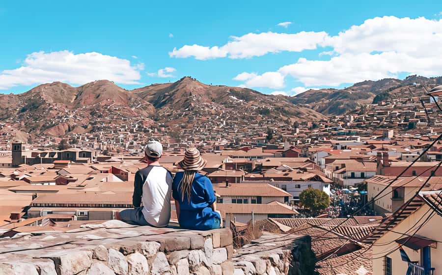 Cusco: Historic Walking Tour with Pisco Sour and Music Show - Meeting the guide in the Plaza de Armas