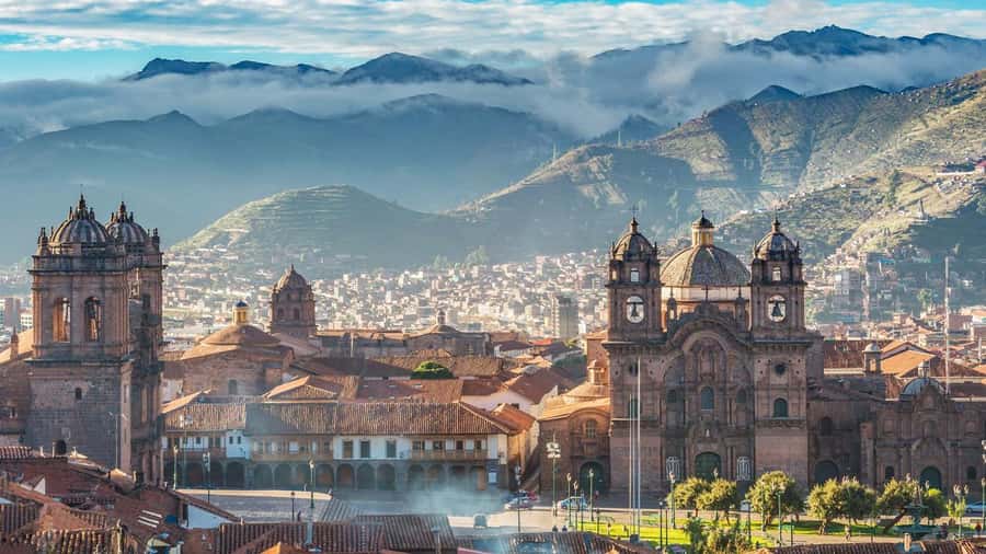 Cusco in 3 days: city tour, Rainbow Mountain and Machupicchu - Day 3: Train to Machu Picchu and a guided visit