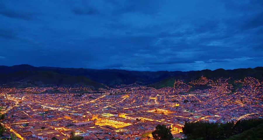 Cusco: Legends and History Night Tour with Pisco Sour - San Cristobal Church begins the walking section