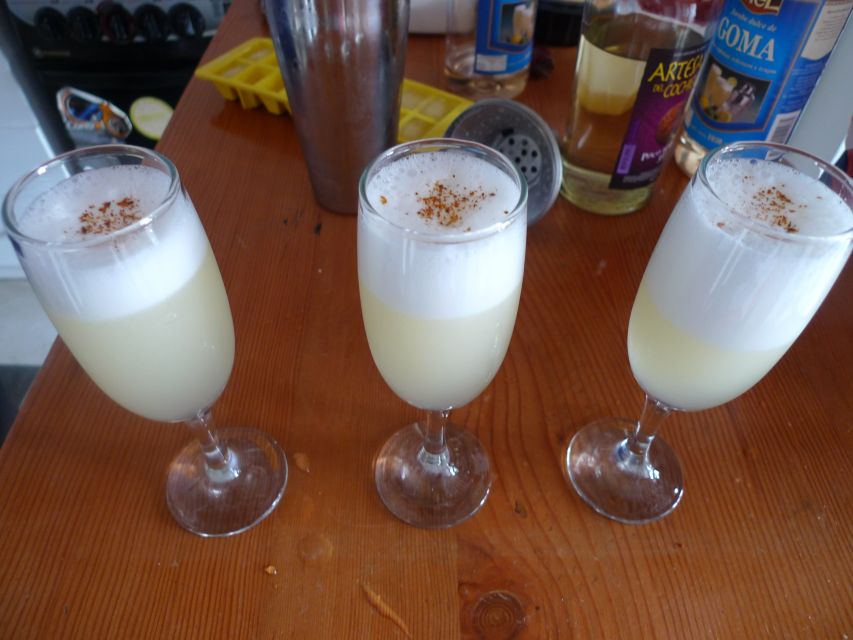 Cusco: Legends and History Night Tour with Pisco Sour - The Plaza de Armas connects Inca and colonial Cusco